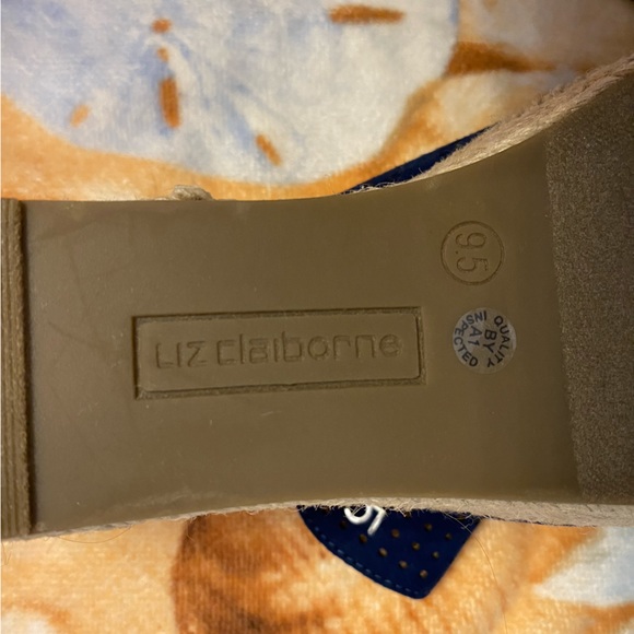 Liz Claiborne Navy Blue Espadrilles - Picture 8 of 8